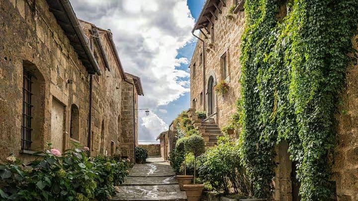 जागतिक लोकसंख्या पॉप्युलेशन नुसार, जुन्या देशांच्या यादीत भारत दुसऱ्या स्थानावर केली. भारताच्या संस्कृतीचा विकास इसवी सन पूर्व 2 हजार मध्ये झाला होता.