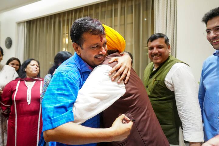 कैंपेन में सीएम केजरीवाल की भागीदारी से न सिर्फ आम आदमी पार्टी की संभावनाएं बढ़ेंगी बल्कि पार्टी के बेहतर प्रदर्शन की उम्मीद की जा रही है.