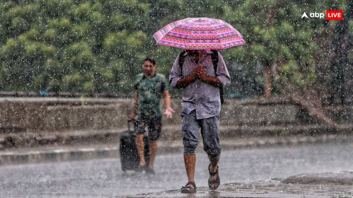 Indian Weather: भारत के वैज्ञानिक अब इस तैयारी में है कि वो बारिश, बिजली और ओलों को कट्रोल कर सकें. अपनी मर्जी से बारिश करवा सकें. तेज बारिश को कमजोर कर सकें. जिसके चलते कहीं पर भी सूखा न रहे.