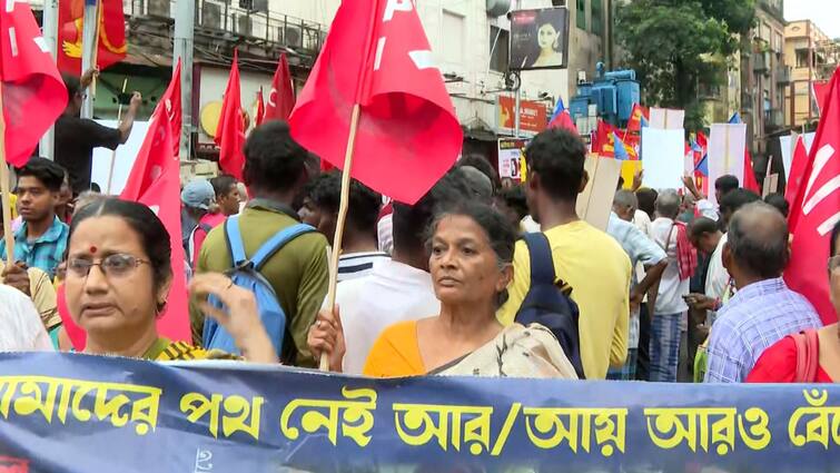 RG Kar Case:  লালবাজার অভিযান বামেদের, ফের বসল লৌহ প্রাচীর, 'পুলিশ কমিশনারকে পদত্যাগ করতে হবে..'