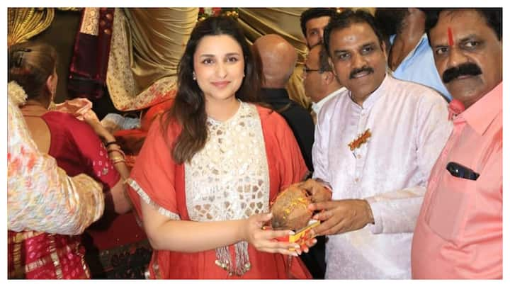 Parineeti Chopra on Friday visited Lalbaugcha Raja Ganpati pandal and sought blessings from Lord Ganesha.