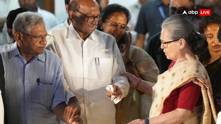 Sitaram Yechury with Congress leader Sonia Gandhi, NCP chief Sharad Pawar, and other INDIA bloc leaders in New Delhi, on June 5, 2024. Photo: PTI