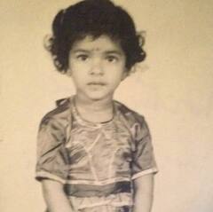 620 करोड़ की मालकिन है ये बच्ची, 10 साल छोटे विदेशी सिंगर से रचाई थी शादी, पहचाना क्या?