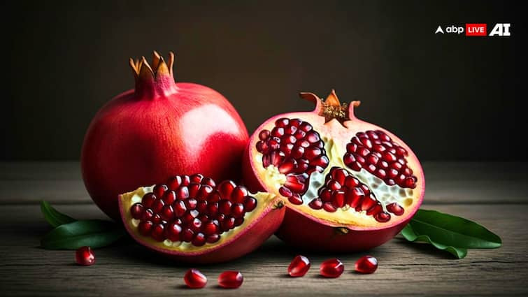 food tips pomegranate benefits for health know its nutritions and properties Pomegranate Benefits: 'एक अनार सौ बीमार...' क्या वाकई कई बीमारियों को ठीक कर सकता है अनार?