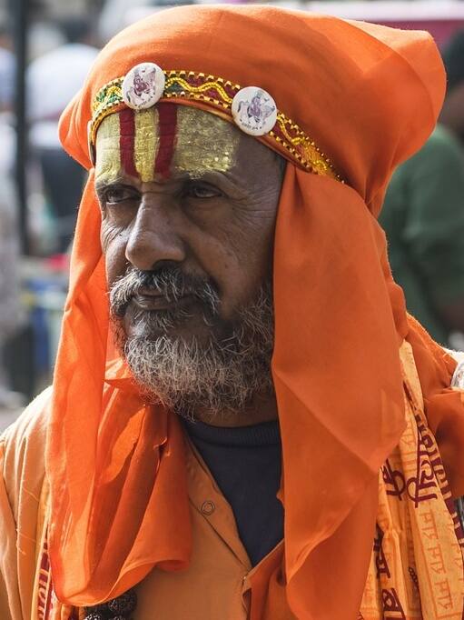 'गौमांस खाने वाला हिंदू नहीं हो सकता', कितने हिंदू मानते हैं ऐसा