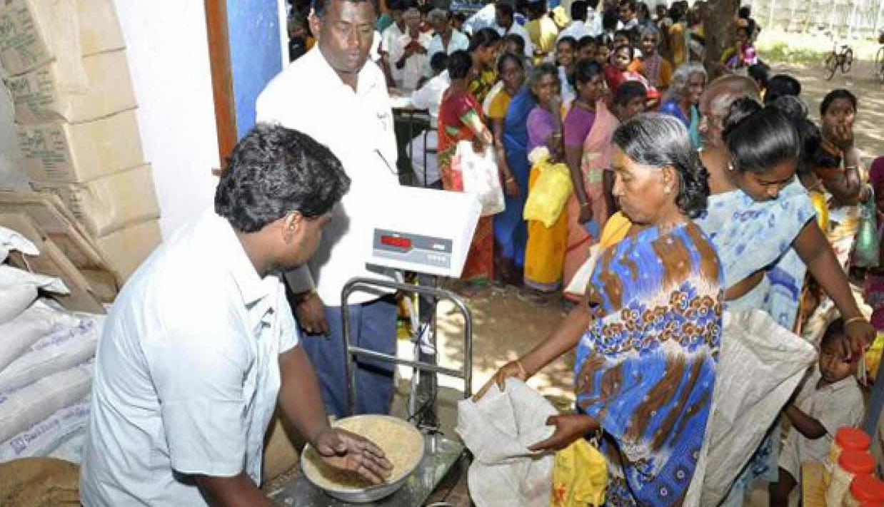 Ration Rice: ఆదిలాబాద్ నుంచి మహారాష్ట్రకు రేషన్ బియ్యం అక్రమ రవాణా, ఈ మాఫియాను కట్టిడి చేసేదెలా?