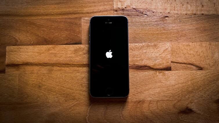 iPhone 16 Series Available to Pre-Order in India Ahead of Sale on September 20 Check Price and Offers iPhone 16 Series: আইফোন ১৬ সিরিজের বিক্রি শুরু হচ্ছে কবে? ক্রেতাদের জন্য কী কী অফার থাকছে?