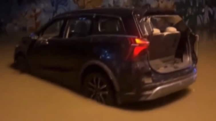 Haryana Manager, Cashier Of HDFC Bank  Gurugram Die After SUV Gets Stuck In Flooded Faridabad Underpass Manager, Cashier Of Private Bank Die After SUV Gets Stuck In Flooded Faridabad Underpass