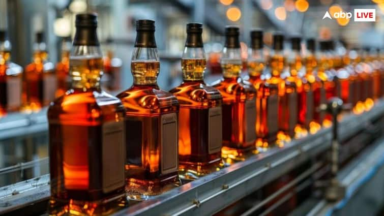 48 hour ban has been ordered on the sale of all types of liquor In Dakshina Kannada district शराब पर 48 घंटे का बैन! जानें किस राज्य की सरकार ने कर दिया ये बड़ा फैसला