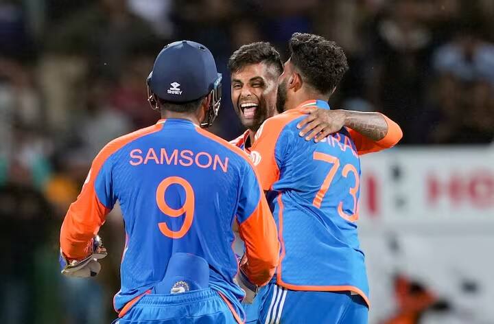 શ્રીલંકા સામેની ટી20 મેચમાં પણ સૂર્યાએ બોલિંગ કરી હતી. રસપ્રદ વાત એ છે કે તેણે એક વિકેટ પણ લીધી હતી.