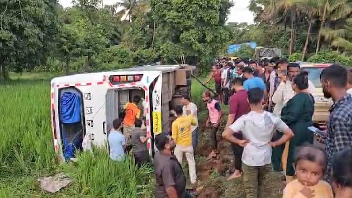 गणपती बाप्पांच्या आगमनासाठी गावी गेलेल्या कोकणातील चाकरमान्यांनी आता मुंबईकडे परतीची वाट धरली आहे. कोकणताील सिंधुदुर्ग आणि रत्नागिरी जिल्ह्यातून चाकरमानी राजधानी मुंबईकडे परतत आहेत.