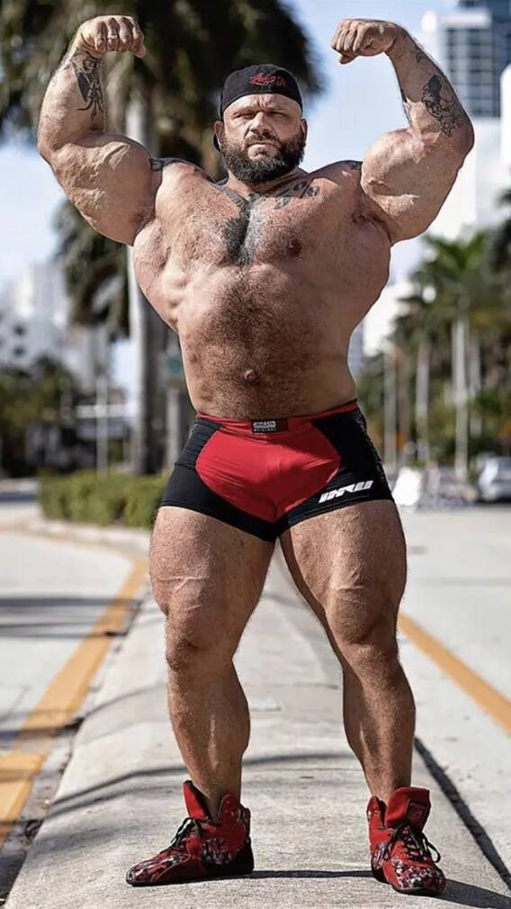 అతి వర్కౌట్స్ ప్రాణాలు తీస్తున్నాయా? మాన్‌స్టర్ బాడీబిల్డర్ మృతి ఏం నేర్పుతోంది?