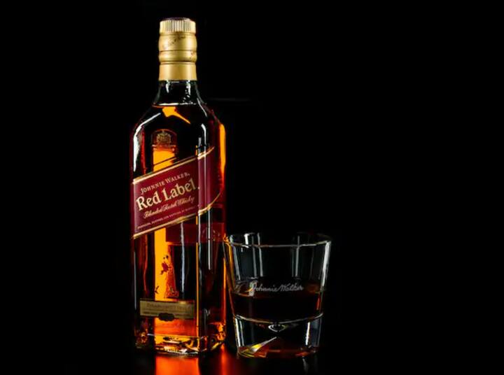 ਇਸ ਸੂਚੀ 'ਚ ਸਿੰਗਾਪੁਰ ਪੰਜਵੇਂ ਸਥਾਨ 'ਤੇ ਹੈ। ਜਿੱਥੋਂ ਕੁੱਲ 12.66 ਕਰੋੜ ਦੀ ਸ਼ਰਾਬ ਦਰਾਮਦ ਕੀਤੀ ਜਾਂਦੀ ਹੈ।