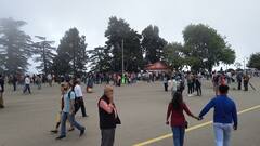 In Pics: शिमला में लंबे वक्त बाद बढ़ी सैलानियों की आमद, वीकेंड पर पहाड़ों की रानी पहुंचे पर्यटक