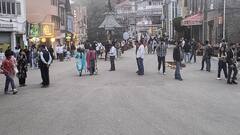 In Pics: शिमला में लंबे वक्त बाद बढ़ी सैलानियों की आमद, वीकेंड पर पहाड़ों की रानी पहुंचे पर्यटक