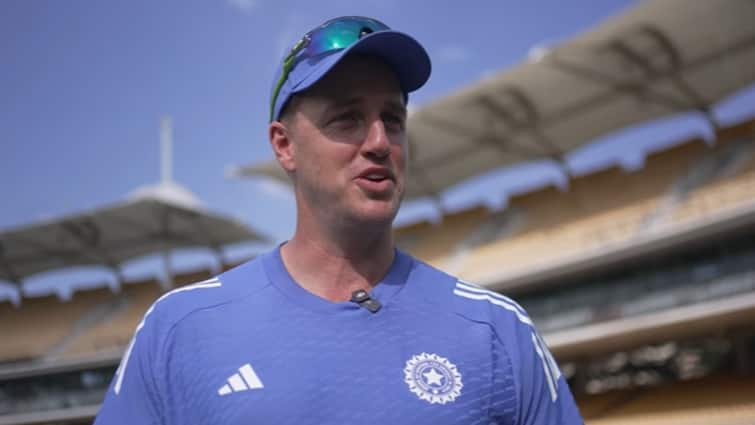 morne morkel called his father emotional moment after became team india bowling coach IND vs BAN Watch: पिता को कॉल करके इमोशनल हो गए मोर्ने मोर्कल, बताया क्या था टीम इंडिया का कोच बनने को लेकर रिएक्शन