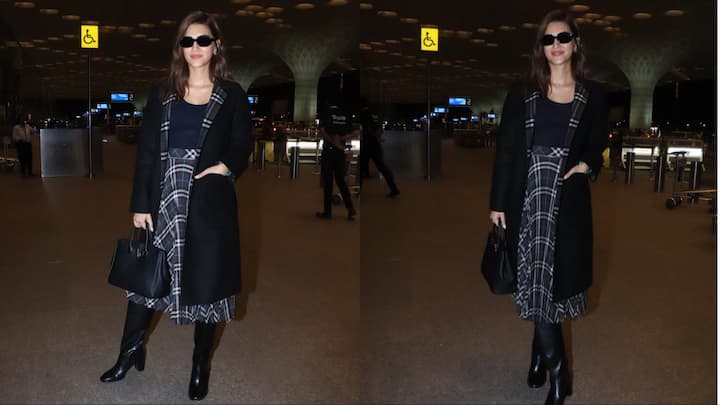 Kriti Sanon Airport Look: कृति सेनन को हाल ही में एयरपोर्ट पर स्पॉट किया गया. जहां एक्ट्रेस का बेहद स्टाइलिश लुक देखने को मिला. एक्ट्रेस की ये तस्वीरें अब सोशल मीडिया पर छाई हुई हैं.