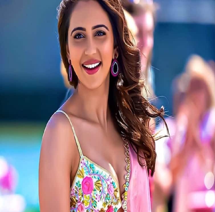 Fried food became the villain in love, Rakul Preet Singh shared the story of breakup on social media તળેલું  ફૂડ બન્યું પ્રેમમાં વિલેન, રકુલ પ્રિત સિંહે બ્રેકઅપનો કિસ્સો   સોશિયલ મીડિયા પર કર્યો  શેર