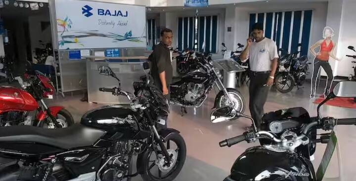 बजाज ऑटो (Bajaj Auto): बजाज ऑटो या शेअरमध्ये शुक्रवारी फारसा बदल झाली नाही. हा शेअर शुक्रवारी 11,734.50 रुपयांवर बंद झाला. या शेअरने गेल्या आठवड्यात गुंतवणूकदारांना 8 टक्क्यांनी रिटर्न्स दिले.