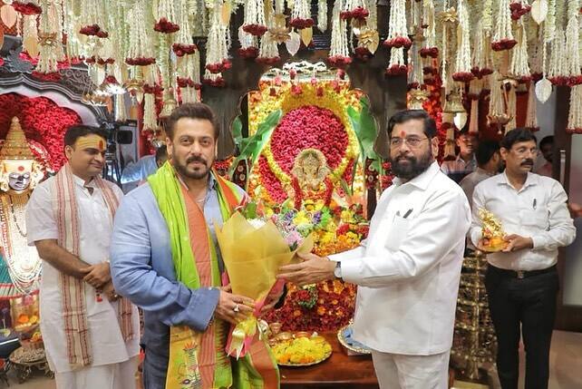 Several other Bollywood celebrities were also in attendance at CM Shinde's house for Ganesh Chaturthi celebrations. (All Image: Instagram.)