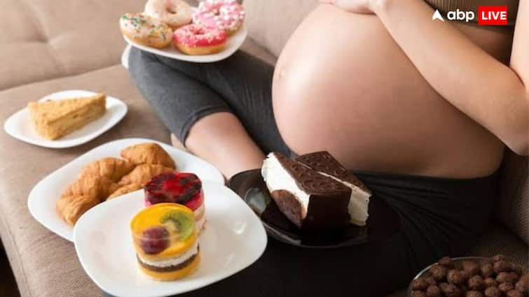 women health tips how to control food cravings during pregnancy in hindi Pregnancy Craving: प्रेगनेंसी में क्यों होता है खट्टा या मिट्टी खाने का मन, जानें कितनी हेल्दी है ये आदत