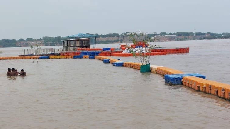 Praygaraj Ganga and Yamuna river water level rising rapidly again ann Prayagraj Flood: प्रयागराज में गंगा और यमुना फिर से उफान पर, तेजी से बढ़ रहा है नदियों का जलस्तर