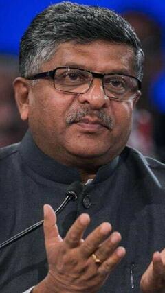 'केजरीवाल ने पहले इस्तीफा क्यों नहीं दिया, लालू भी जेल जाने पर दे दिया था' | ABP Shorts