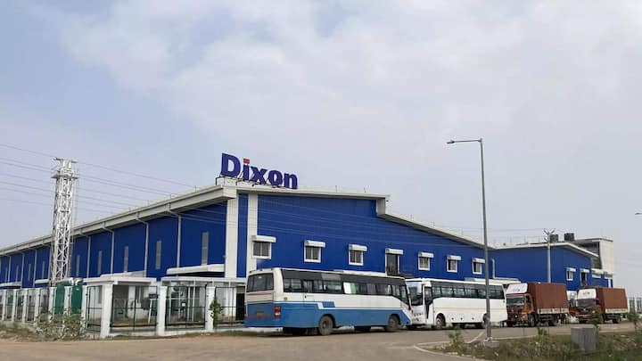 Dixon Technologies: This stock gave its investors a gain of 8 per cent during the week. On Friday, this stock was up by 1.36 per cent and closed at Rs 13,027.85.