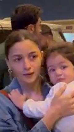 बेटी राहा के साथ एयरपोर्ट पहुंचे रणबीर-आलिआ | ABP NEWS SHORTS