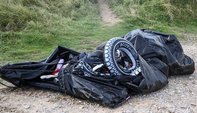 English Channel Crossing 8 People Died From France To The UK Infant Among 6 Hospitalised 8 Migrants Going From France To UK Die In Latest English Channel Wreck, Infant Among 6 Hospitalised