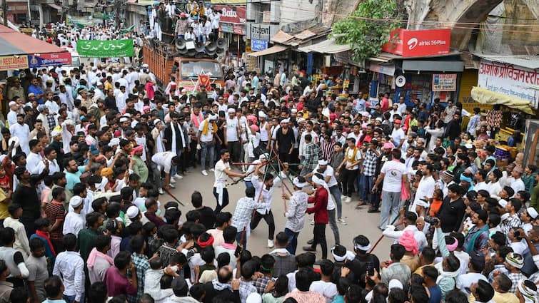 Madhya Pradesh news Mandla Balaghat for raising Palestine flags Eid-E-Milad FIRs Registered In 2 Madhya Pradesh Districts For Raising 'Palestine flags' During Eid-E-Milad Processions