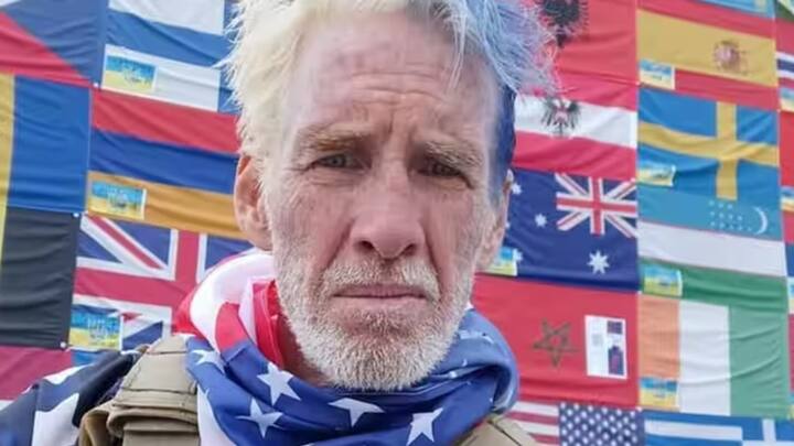 Ryan Wesley Routh Attacked Trump: અમેરિકાના ભૂતપૂર્વ રાષ્ટ્રપતિ ડોનાલ્ડ ટ્રમ્પ પર બીજી વખત હુમલો કરવામાં આવ્યો હતો. આ વખતે હુમલો જ્યારે તેઓ કેરોલિનાના ગોલ્ફ કોર્સમાં ગોલ્ફ રમી રહ્યા હતા ત્યારે કરવામાં આવ્યો હતો. જાણો ટ્રમ્પ પર હુમલો કરનાર અને ડેમોક્રેટ્સનું સમર્થન કરનાર રેયાન વેસ્લે રાઉથ કોણ છે?