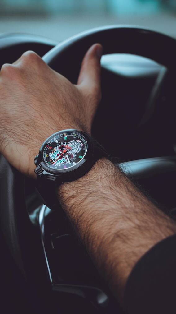 इस वजह से कई मर्दों के शरीर में बाल ज्यादा होते हैं