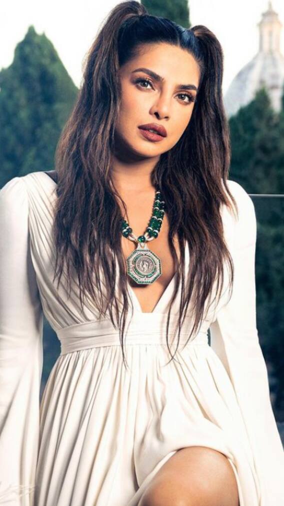 देसी गर्ल ने फ्लॉन्ट किए दो नए टैटू, एक में दिखा बेटी मालती का चेहरा