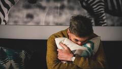 Numerology : अत्यंत साधेभोळे असतात 'या' जन्मतारखेचे लोक; कोणीही यांना पटकन फसवतं, यांच्या साध्या स्वभावाचा लोक नेहमीच घेतात फायदा