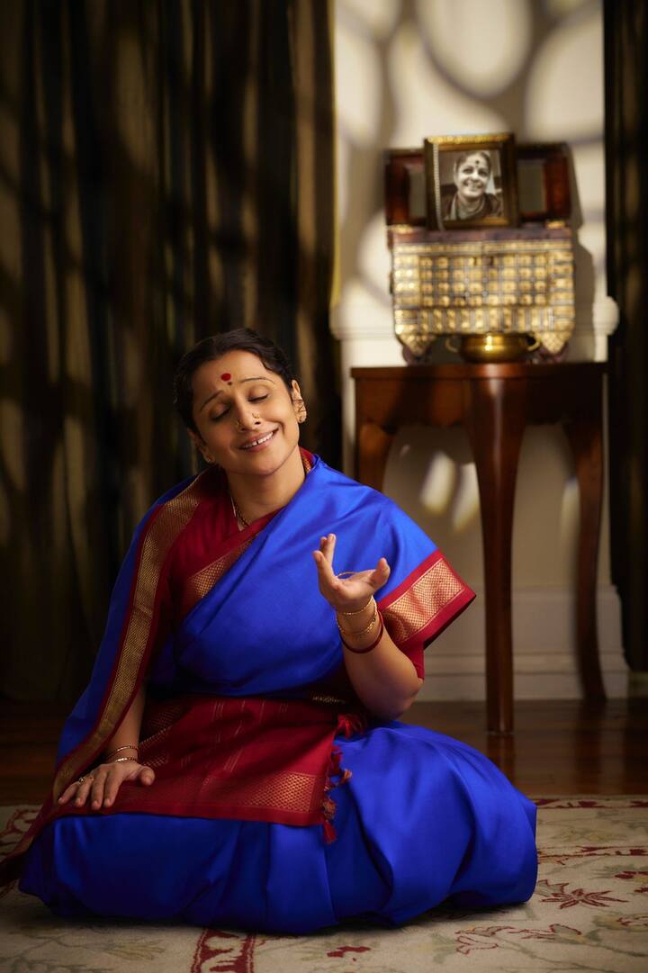 गायिका “भारतरत्न” एम.एस. सुब्बुलक्ष्मीच्या 108 व्या जयंती निमित्त, अभिनेत्री विद्या बालन आणि वेशभूषाकार अनु पार्थसारथी 'नाइटिंगेल ऑफ इंडिया' च्या प्रतिष्ठित शैलीला पुनरुज्जीवित करण्यासाठी एकत्र आल्या आहेत. एम.एस. सुब्बुलक्ष्मी, ज्यांनी केवळ आपल्या दैवी वाणीने श्रोत्यांना मंत्रमुग्ध केले नाही,त्यांनी केवळ आपल्या शैलीने आणि प्रतिष्ठेने असंख्य लोकांना प्रेरित केले नाही तर त्यांच्या सन्मानार्थ ही छायाचित्रण श्रद्धांजली अर्पण केली आहे. डिझायनर अनु पार्थसारथी आणि अभिनेत्री विद्या बालन यांच्या या सुंदर सहकार्याने M.S. सुब्बुलक्ष्मीच्या प्रतिष्ठित प्रतिमा पुन्हा तयार केल्या आहेत.