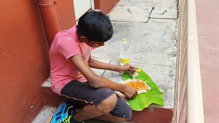 Tirupathur news school student went outside because his father scolded him - TNN வீட்டுக்கு லேட்டா வந்ததால் நூதன தண்டனை கொடுத்த தந்தை... ஆள விடுங்கடா சாமி பையன் எடுத்த முடிவு
