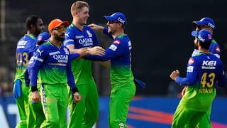 IPL ऑक्शन में इन 3 अनकैप्ड खिलाड़ियों पर पैसों की बारिश कर सकती है RCB