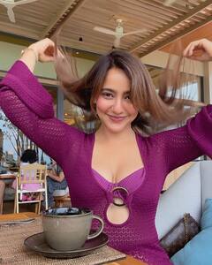 Neha Sharma: థాయ్‌లాండ్‌లో 'చిరుత' హీరోయిన్ నేహా శర్మ - మరీ అంత అందం అయితే ఆడియన్స్ తట్టుకోలేరేమో!