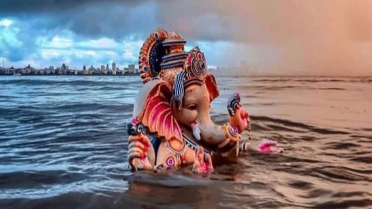 Ganesh Nimajjanam 2024 GENERAL GUIDELINES FOR IDOL IMMERSION know in telugu Ganesh Nimajjanam 2024: గణేష్ నిమజ్జనంలో పాల్గొనేవారు తీసుకోవాల్సిన జాగ్రత్తలివి!