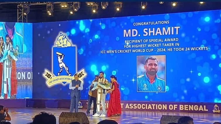 Mohammed Shami Felicitation Embarassing CAB Spelling Mistake Viral Picture Shamit Cricket Association Of Bengal Kolkata Mohammed Shami's Felicitation Turns Embarrassing For CAB As Visual With Spelling Blunder Comes Up On Screen