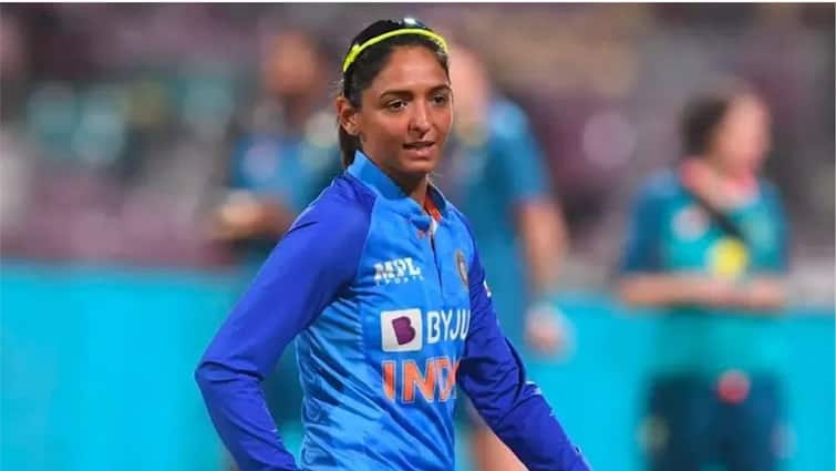 Do You Know Harmanpreet Kaur is India's only centurion in Womens T20 World Cup Harmanpreet Kaur: ఆశలన్నీ హర్మన్ ప్రీత్ కౌర్‌పైనే, టీ 20ల్లో సెంచరీ చేసిన ఒకే భారత బ్యాటర్