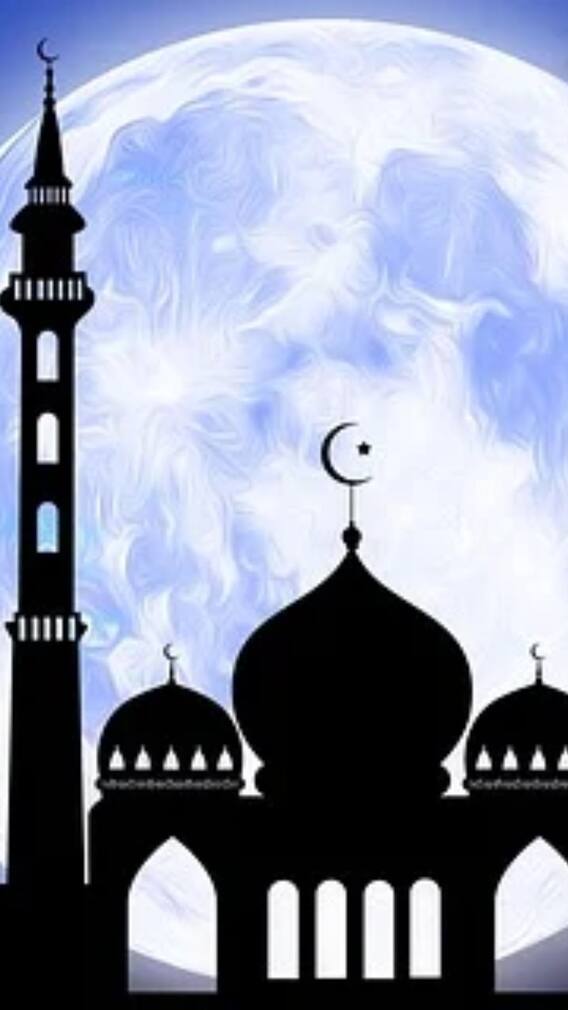 ईद-ए-मिलाद पर जश्न मनाना चाहिए या नहीं? मुफ्ती साहब ने क्या बताया