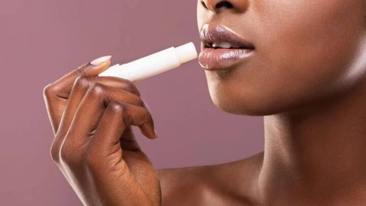 5. Prep Your Lips For Long-Lasting Colour: Between the endless snacking and chatting at festive gatherings, your lipstick might start to fade. Prepping your lips is essential for a long-lasting pout. Use a nourishing lip balm enriched with shea butter or avocado oil to keep lips soft, smooth, and hydrated. If you want to go the extra mile, try an overnight lip mask that moisturises deeply while you sleep, ensuring your lips are plump and ready for a pop of color the next day. (Image Source: Pinterest/marthastewart)