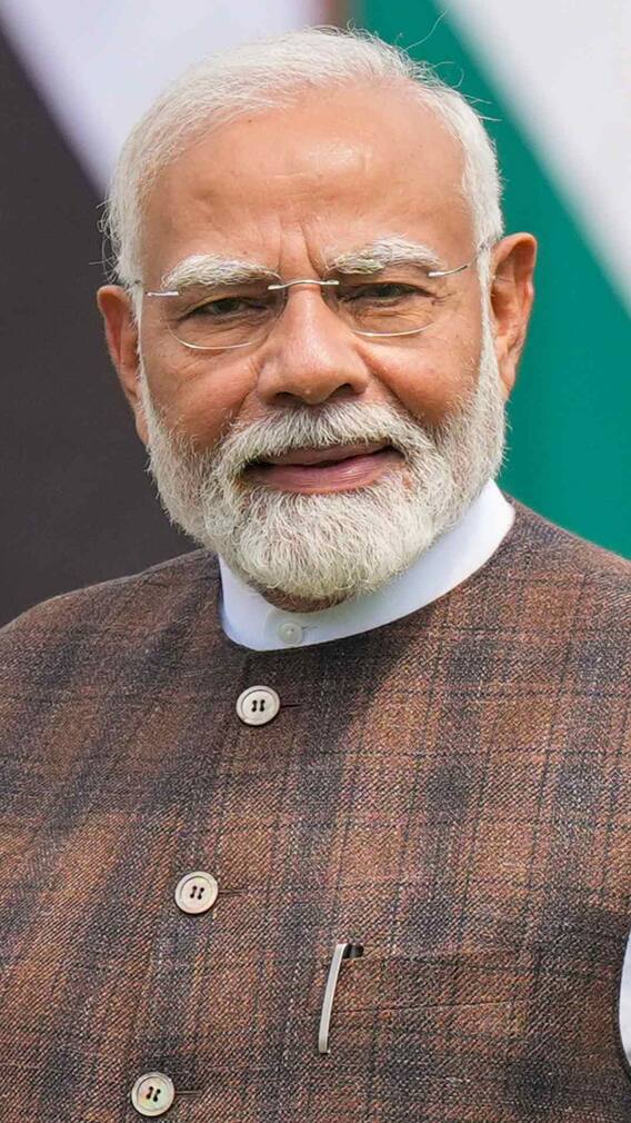 राजनीति से पहले आर्मी में जाना चाहते थे पीएम मोदी