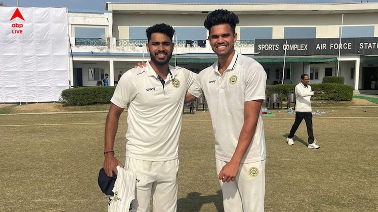 Arjun Tendulkar shines with ball picking up 9 wickets as Ranji Trophy edges closer Arjun Tendulkar: রঞ্জি মরশুম শুরুর আগে অনবদ্য ফর্মে অর্জুন তেন্ডুলকর, বল হাতে নয় উইকেট নিলেন সচিন-পুত্র