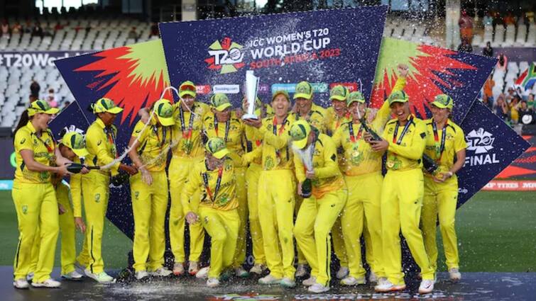 ICC announces equal prize money for men and women in World Cups ICC:மகளிர் டி 20 உலகக் கோப்பை - இனி எல்லாருக்கும் ஒரே பரிசு தொகை தான்! அசத்தல் அறிவிப்பை வெளியிட்டது ஐசிசி