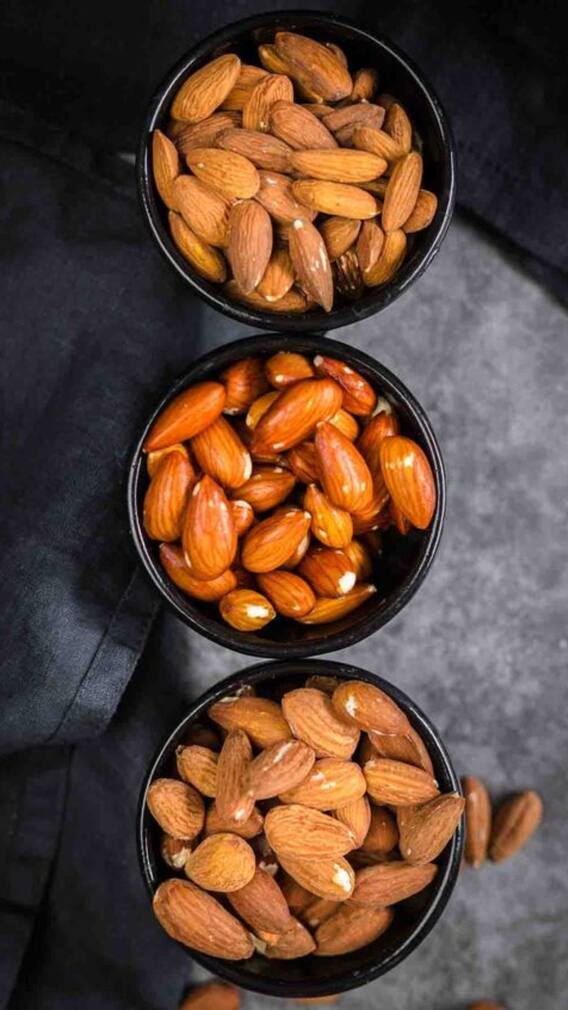 Soaked Almonds Vs. Unsoaked Almonds: Which Is Better?