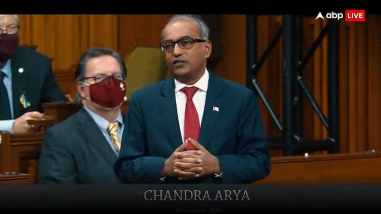 Issue of Bangladeshi Hindus was raised in Canadian Parliament Indian-origin MP Chandra Arya expressed concern कनाडा की संसद में बांग्लादेशी हिंदुओं का उठा मुद्दा, भारतीय मूल के सांसद ने कहा- निशाना नहीं बनने देंगे याद रखो