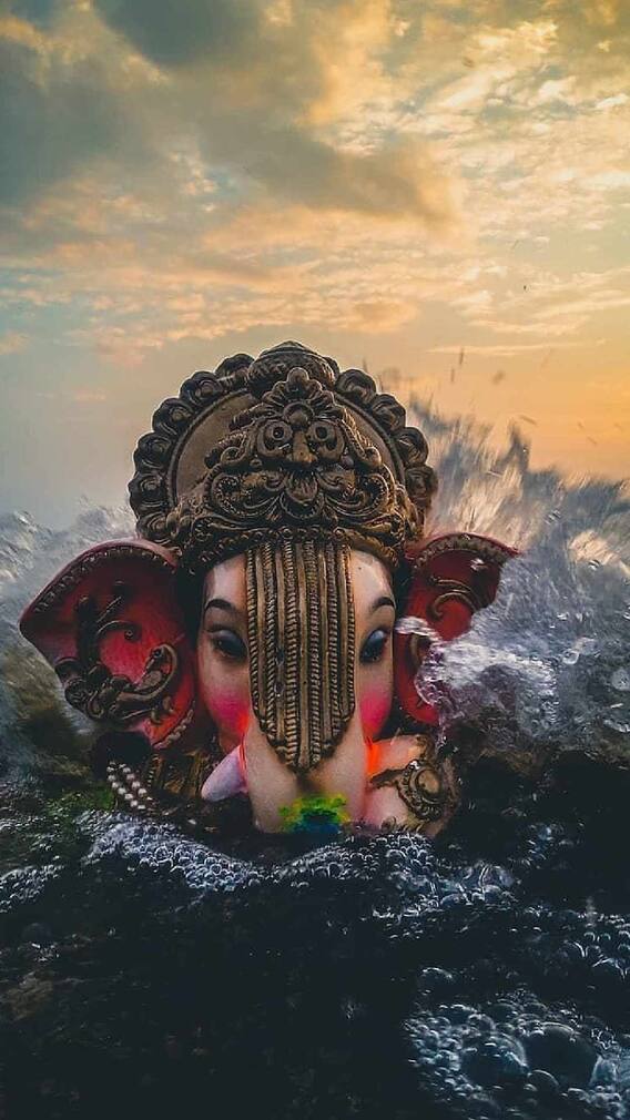 अनंत चतुर्दशीला 'या' शुभ मुहूर्तावर करा गणपतीचं विसर्जन!